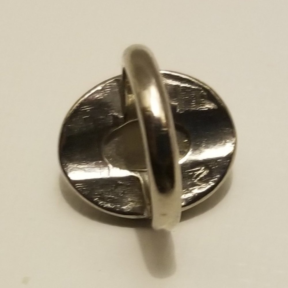 vintage silvertone ring with eerily beautiful gray stone - Picture 8 of 12